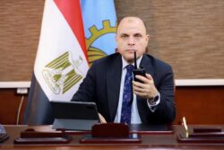 ضبط 45 كجم دواجن ولحوم غير مدون عليها بيانات ومذبوحه خارج المجازر و 1.5 طن دهانات بدون بيانات بالغربية