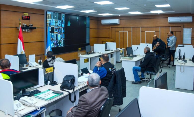 محافظ الإسكندرية يتابع التزام المحال العامة بمواعيد الاغلاق الجديدة