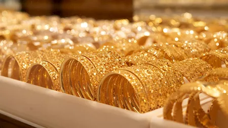 سعر الذهب اليوم في مصر ببداية تعاملات الأحد
