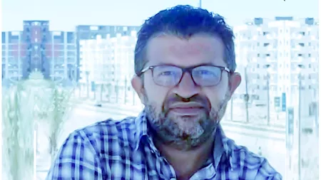 وزير البترول والثروة المعدنية ينعي المغفور له المهندس حسام صادق خليفة