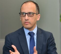 المتحدث الرسمي باسم مجلس الوزراء أكد أن القيادة السياسية تولي إهتماماً كبيراً بحماية الأطفال والشباب