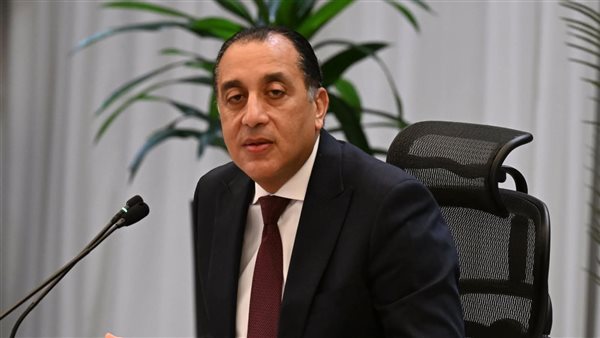 رئيس الوزراء يهنئ فخامة رئيس الجمهورية بذكرى عيد تحرير سيناء