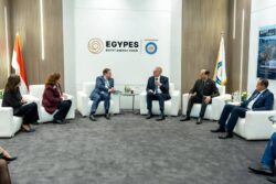 وزير البترول: برنامج طموح لشركة شل لتسريع وتيرة الاستكشاف والإنتاج للغاز المصري.