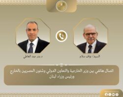 وزير الخارجية يبحث هاتفياً مع رئيس وزراء لبنان تطورات التصعيد الخط-ير