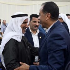 رئيس الوزراء يلتقي عدداً من أعضاء مجلسي النواب والشيوخ عن المحافظة وكبار مشايخ وعواقل سيناء.