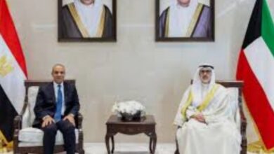 وزير الخارجية يعقد جلسة مباحثات مع نظيره الكويتى ويؤكد تضامن مصر الكامل مع دولة الكويت الشقيقة.