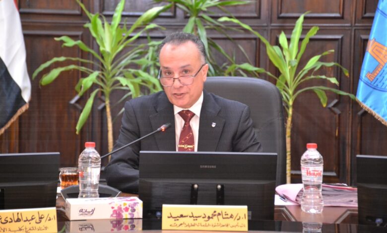 الدراسات العليا والبحوث بجامعة الإسكندرية تناقش استراتيجية حوكمة الذكاء الاصطناعي