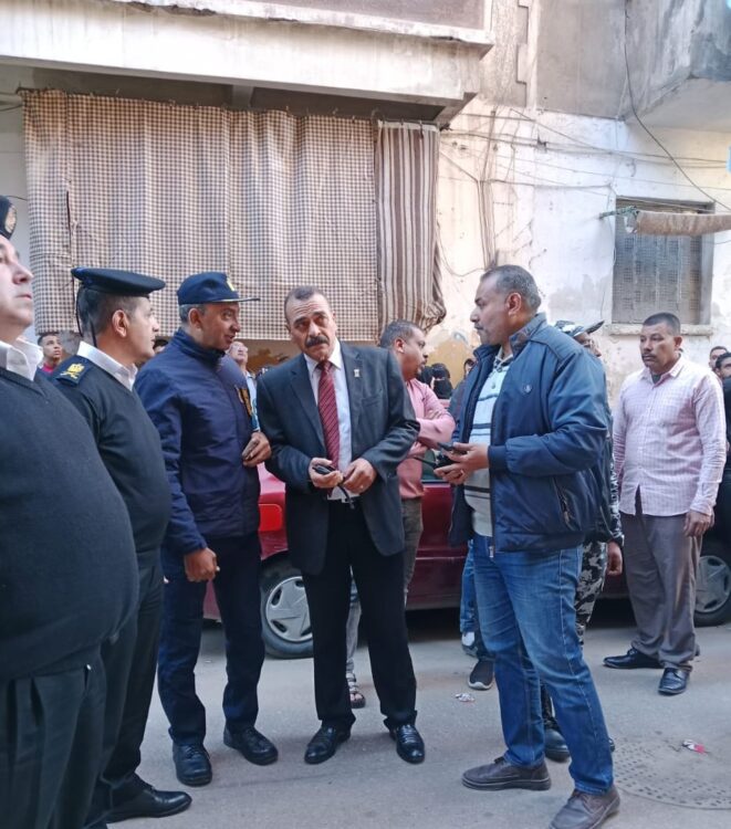 انهيار جزئي بعقار سكني من أربعة طوابق بمنشية النزهة نطاق حي وسط