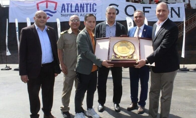 بالصور ميناء الدخيلة يستقبل أولى رحلات السفينة THEOSKEPASTI