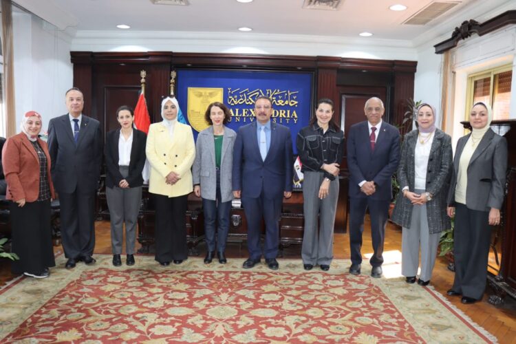 جامعة الإسكندرية تبحث مع سيانس بو ليون بفرنسا سبل تبادل الطلاب والخبرات الأكاديمية