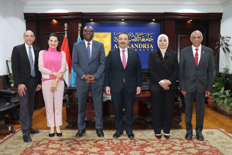 جامعة الإسكندرية تعزيز التعاون الأكاديمي والبحثي مع جامعة كارلتون الكندية