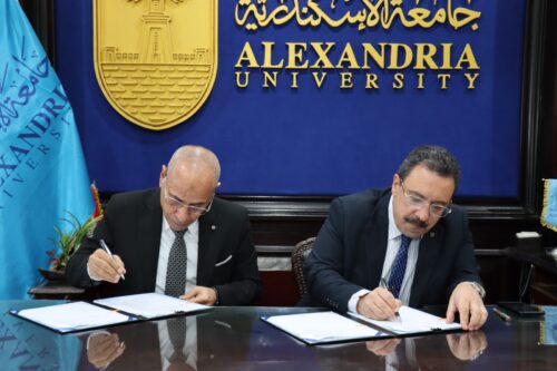 جامعة الإسكندرية والمقاولون العرب يوقعان ملحقاً لاستكمال إنشاءات فرع الجامعة بدولة تشاد