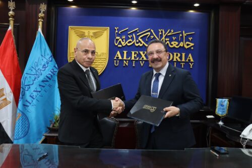 جامعة الإسكندرية والمقاولون العرب يوقعان ملحقاً لاستكمال إنشاءات فرع الجامعة بدولة تشاد