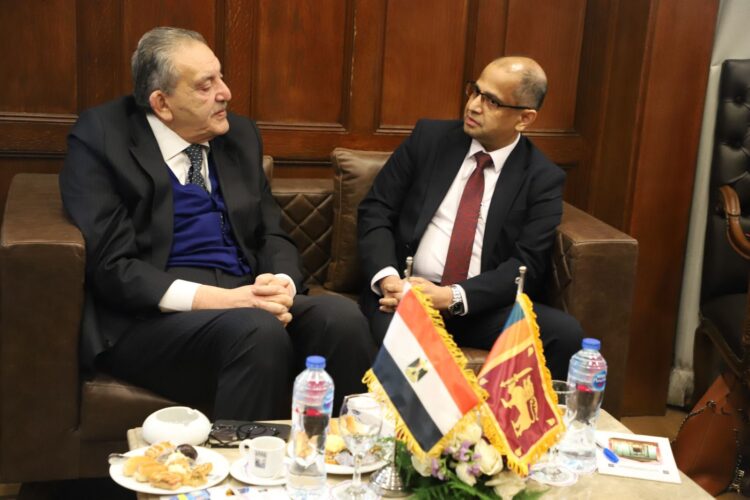 غرفة الإسكندرية تستقبل سفير سريلانكا لتعزيز التعاون التجاري