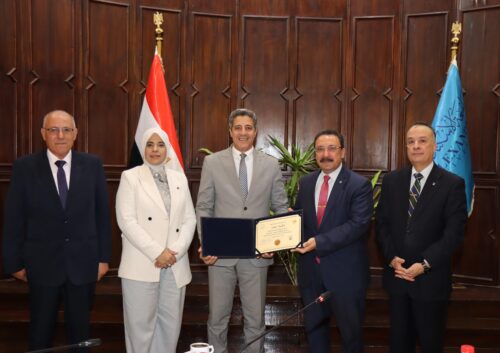 مجلس جامعة الإسكندرية يناقش استعدادات امتحانات الفصل الدراسي الثاني