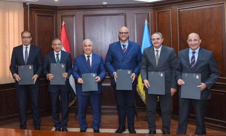محافظ الإسكندرية ورئيس الهيئة الوطنية للصحافة يوقعان بروتوكول تعاون