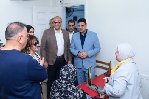 محافظ الإسكندرية وقائد المنطقة الشمالية يشهدان فعاليات قافلة بسمة أمل