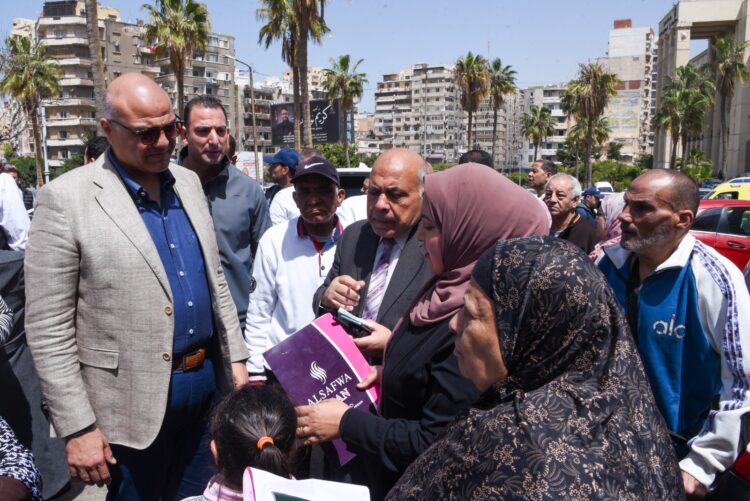 محافظ الإسكندرية يتفقد عيادتي الإسكندرية النموذجية لمتابعة جودة الخدمات الطبية