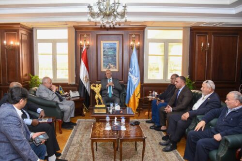 محافظ الإسكندرية يستقبل وفد الاتحاد المصري للياقة البدنية وكمال الأجسام