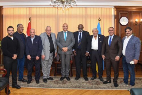 محافظ الإسكندرية يستقبل وفد الاتحاد المصري للياقة البدنية وكمال الأجسام