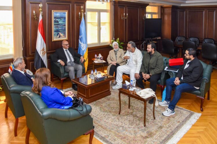 محافظ الإسكندرية يستقبل وفد مهرجان الإسكندرية الدولي للفيلم القصير