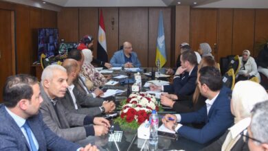 محافظ الإسكندرية يعقد أول لقاء جماهيري والاستماع إلى شكواهم