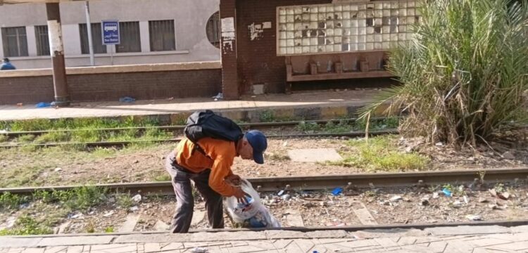 محافظ الإسكندرية يكلف نهضة مصر برفع مخلفات حرم الترام من فيكتوريا لمحطة الرمل
