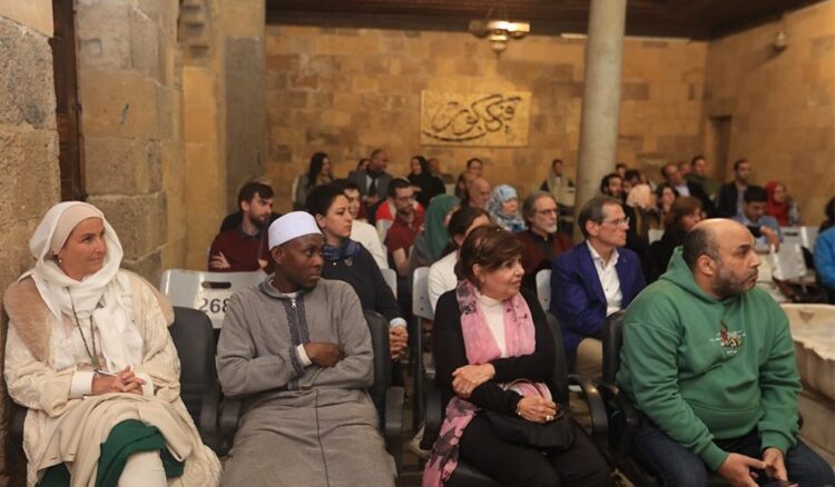 معرض "حروف من نور الأبعاد الرمزية للخط العربي" في بيت السناري