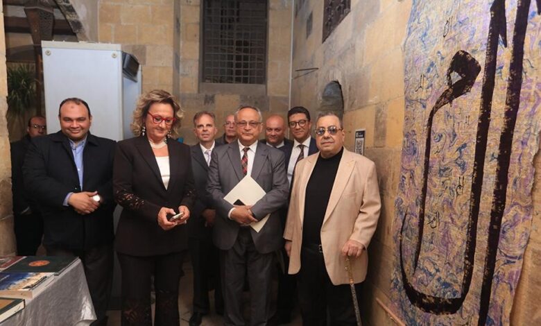 معرض "حروف من نور الأبعاد الرمزية للخط العربي" في بيت السناري