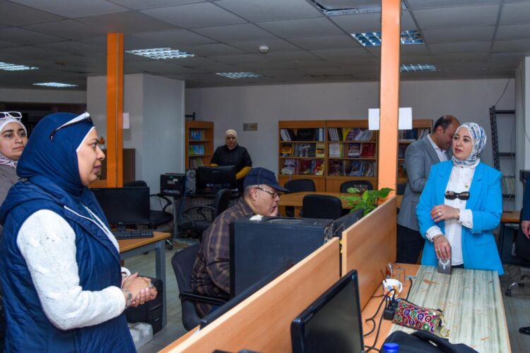 نائب محافظ الإسكندرية تتفقد مركز الاسكندرية للتدريب والمراكز التكنولوجية