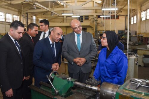 وزير العمل ومحافظ الإسكندرية يشهدان تخريج دفعات جديدة من معهد الدون بوسكو