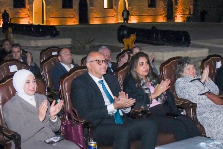 وزيرة التنمية ومحافظ الإسكندرية يصطحبان ممثلي اتفاقية برشلونة بزيارة قلعة قايتباي