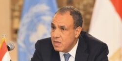 وزير الخارجية يلتقى مع لجنة الشئون الخارجية بمجلس العموم البريطاني