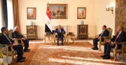 الرئيس السيسي يستقبل وزيري خارجية الجزائر وتونس ويشدد على الحلول السلمية للأزمات