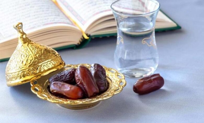 هل يجوز صيام العشر الأوائل من ذي الحجة بنيتين؟