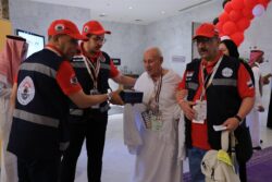 وزيرة التضامن تطمئن على حجاج الجمعيات الأهلية في مكة والمدينة