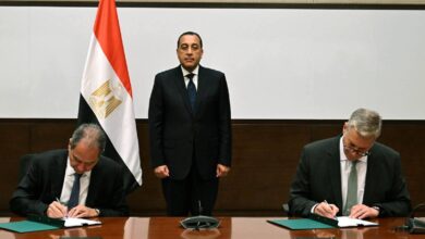 شهد رئيس الوزراء توقيع اتفاقية لتأهيل شبكات الغاز اللبنانية بخبرات قطاع البترول المصري.