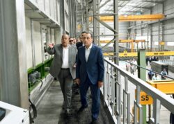 رئيس الوزراء يفتتح مصنع شركة "جالفا للصناعات الهندسية" بالسادس من أكتوبر