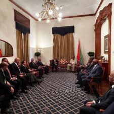 وزيرا الخارجية والنقل يلتقيان الرئيس الإريتري لتعزيز الشراكة الثنائية