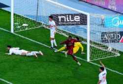 أبو العينين يستجيب لطلب ممدوح عباس ويتنازل عن حصة سيراميكا من تذاكر مباراة الزمالك