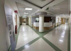 وزارة الصحة تُغلق جناح إقامة وتوقف التوليد بدار الفؤاد بسبب مخالفات