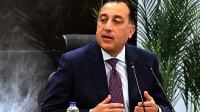 رئيس الوزراء يعود إلى القاهرة بعد حضور تنصيب رئيس جيبوتي.