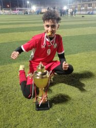ساجد سلطان حطم الارقام