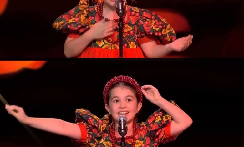 طفلة ذا فويس كيدز تخطف العالم: قصة إيميليا جبر من إصابة مؤلمة إلى نجومية مفاجئة