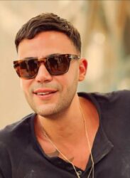 محمد إمام وشيكو يشعلان حماس الجمهور بعد طرح أول بوستر لفيلم «صقر وكناريا» تمهيدًا لعرضه قريبًا