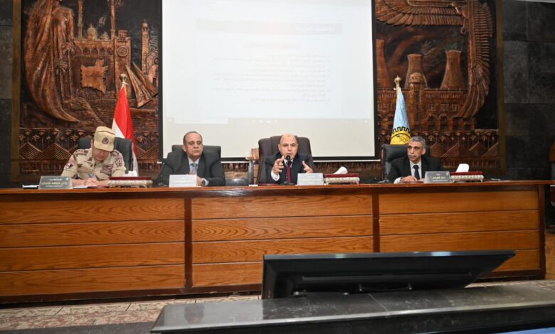 محافظ الغربية يترأس اجتماع المجلس التنفيذي للمحافظة