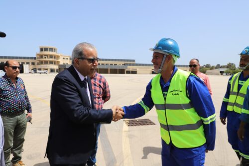 اصطفاف معدات شركة الصرف الصحي بالإسكندرية للتأكد من الجاهزية والاستعداد الكامل