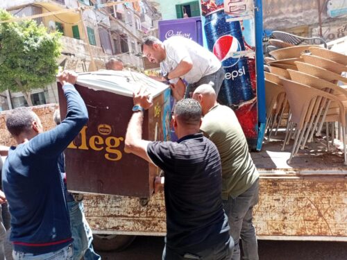 تنفيذ حملات مكثفة لإزالة الإشغالات والتعديات على حرم الطريق العام بأحياء الإسكندرية
