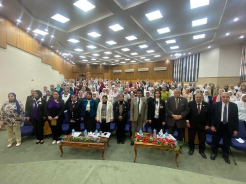 كلية التمريض جامعة الإسكندرية تحتفل باليوم العالمي للتمريض