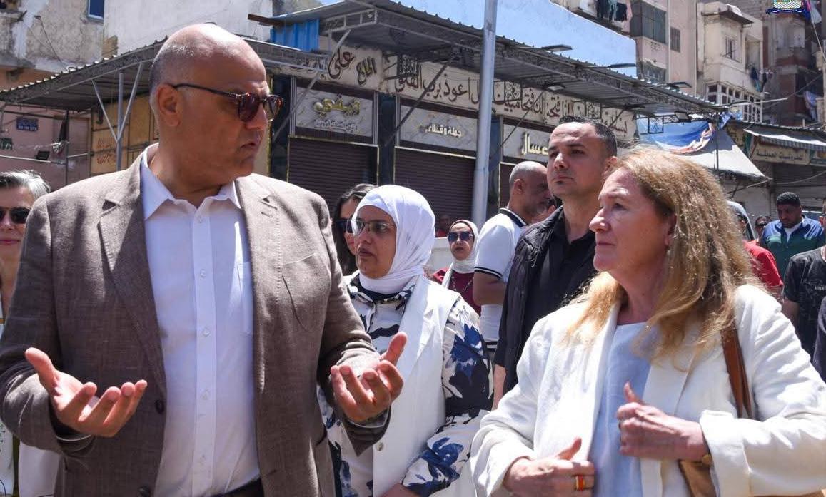 محافظ الإسكندرية والمديرة التنفيذية لمجلس إدارة الوكالة الألمانية للتعاون الدولي GIZ يجريان زيارة ميدانية لمنطقة عمود السواري الأثرية